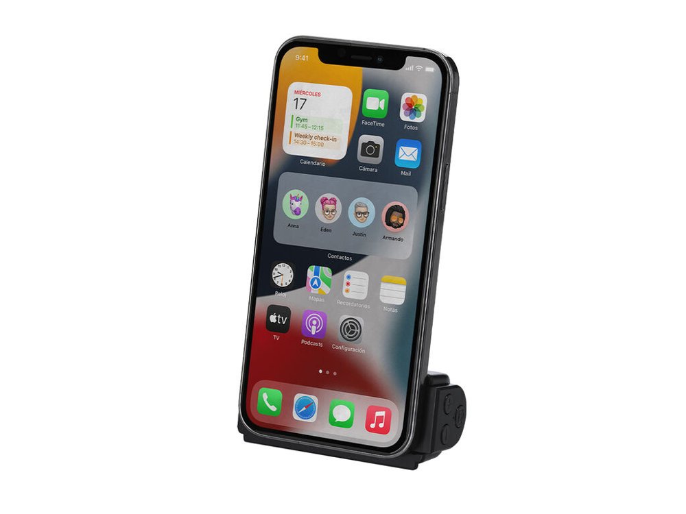 Magnetic phone holder with camera remote